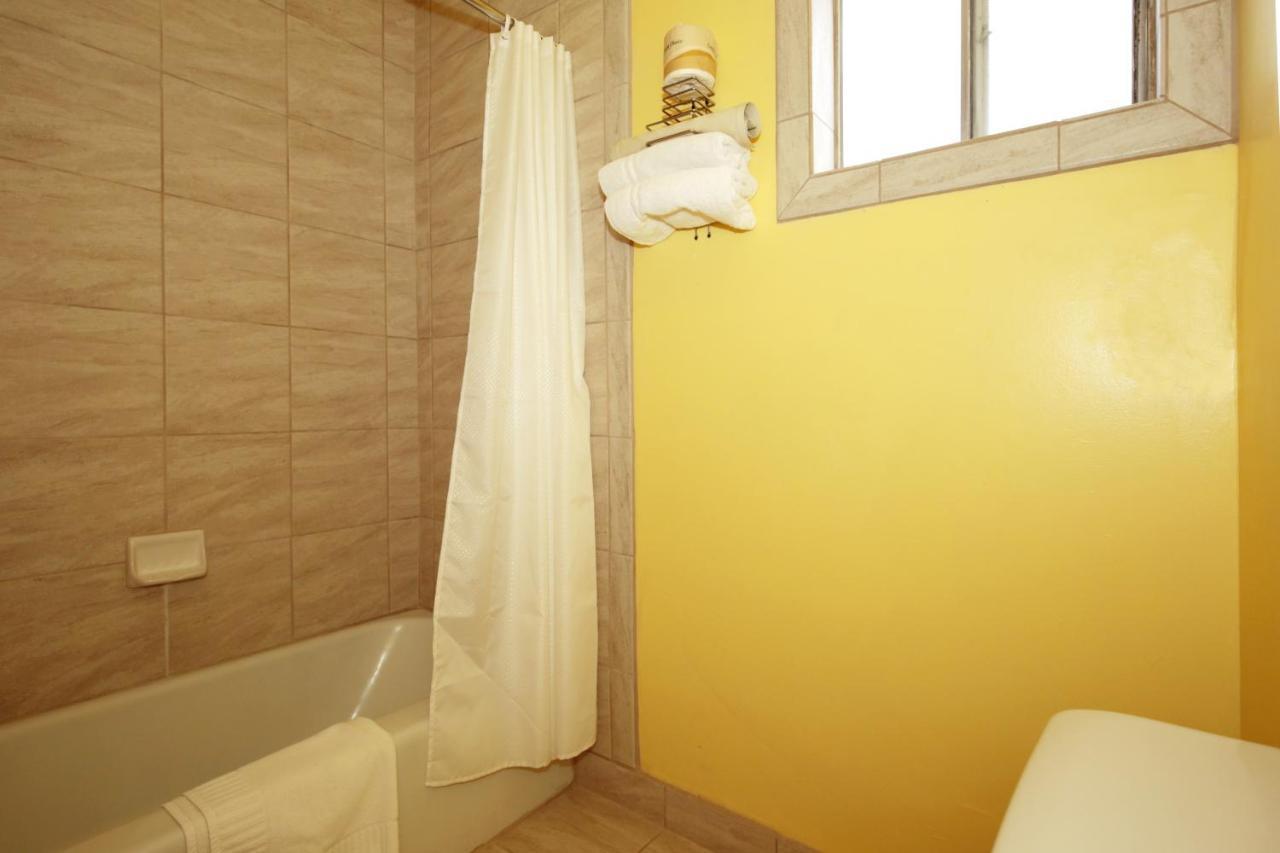 Regency Inn 윈네무카 외부 사진